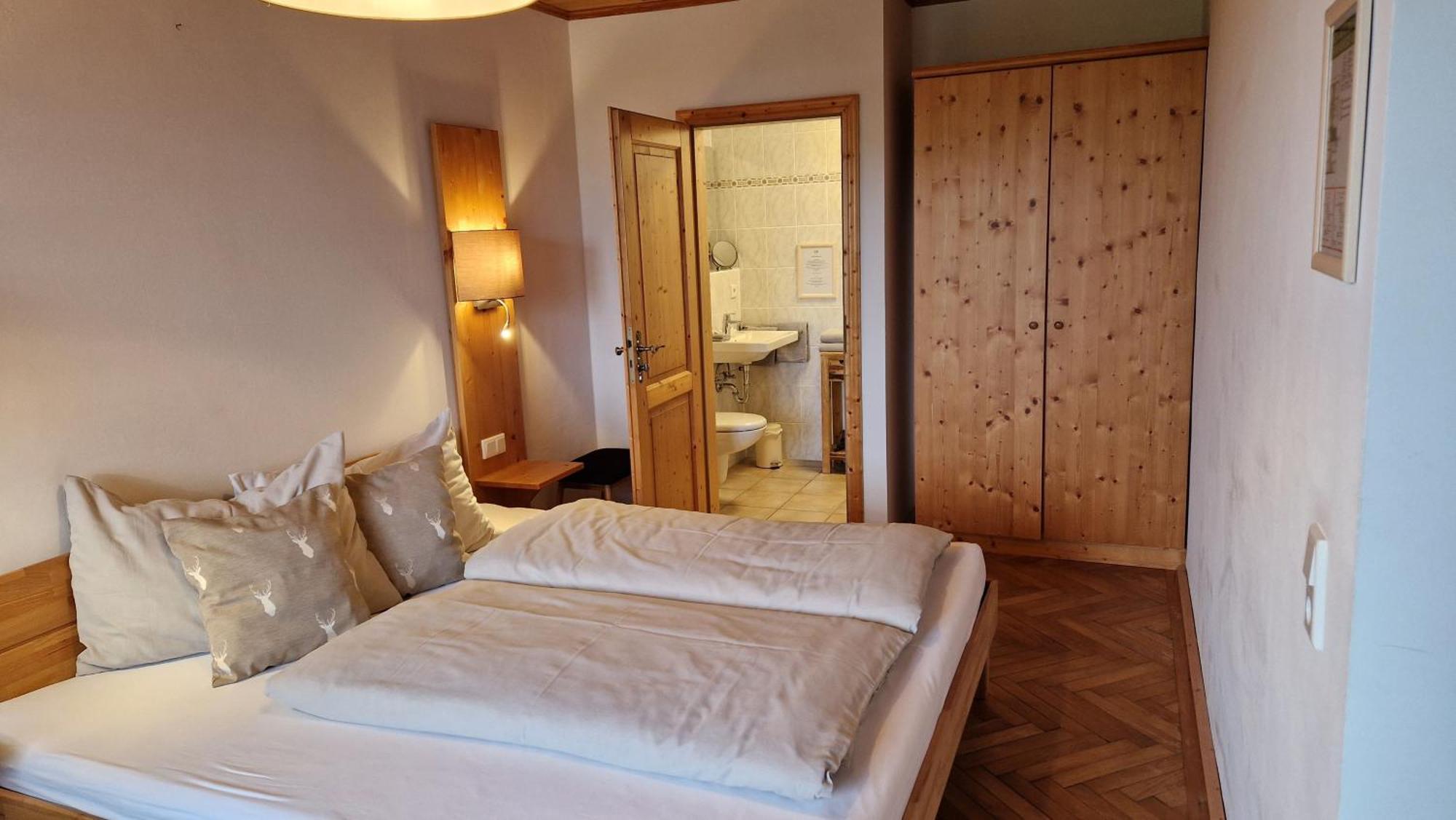 Hotel Landgasthof Alter Wirt 菲施巴豪 外观 照片