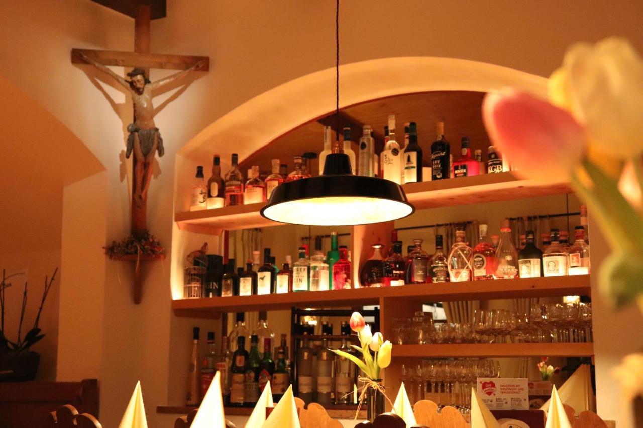 Hotel Landgasthof Alter Wirt 菲施巴豪 外观 照片